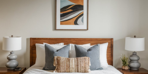 arrange pillows on twin bed